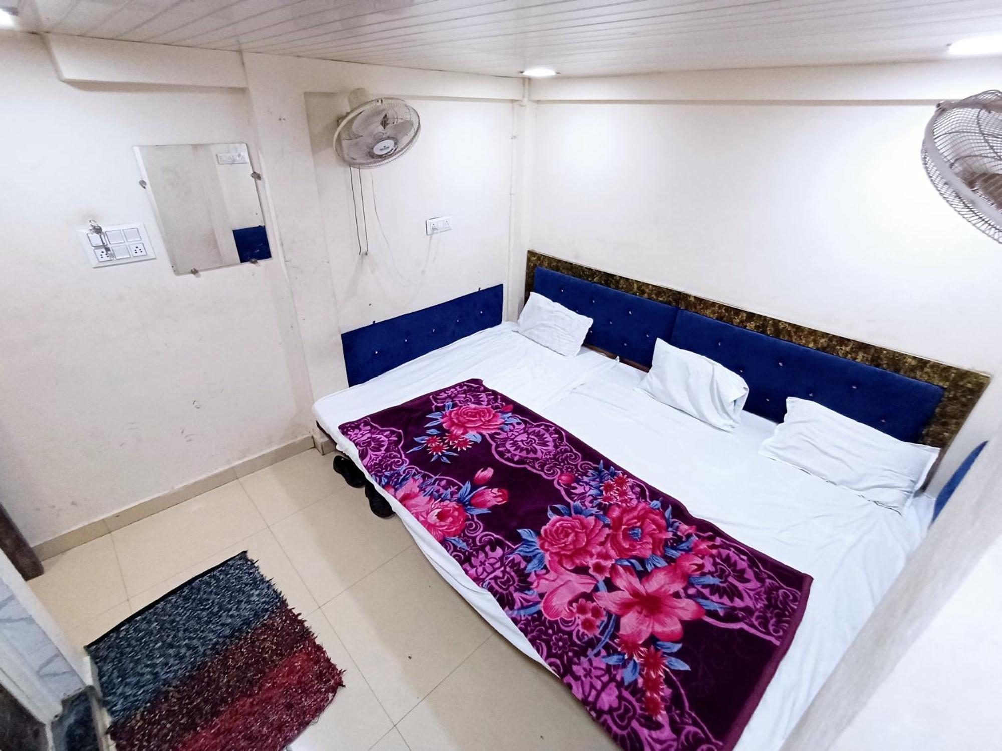 Hotel Blue Tower Inn Ujjain Exterior photo