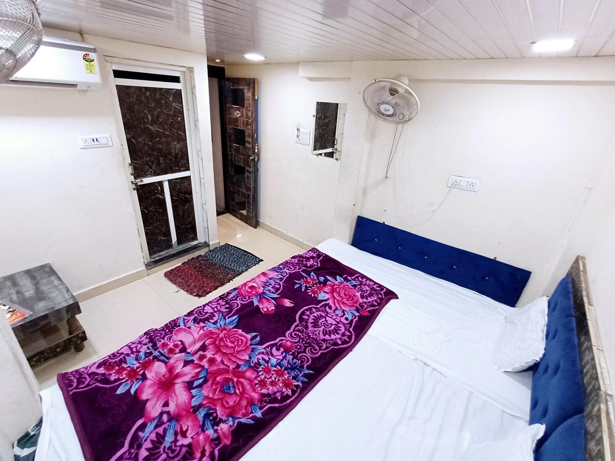 Hotel Blue Tower Inn Ujjain Exterior photo